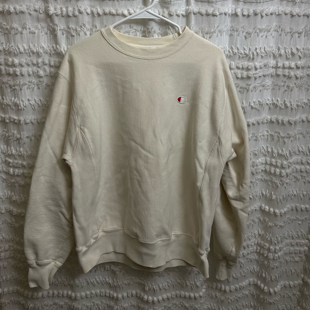 Creme champion sweatshirt